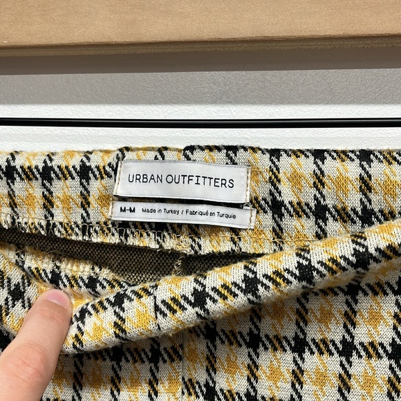 Urban Outfitters Plaid Stretch Flare Pants Yellow Black - Picture 5 of 6